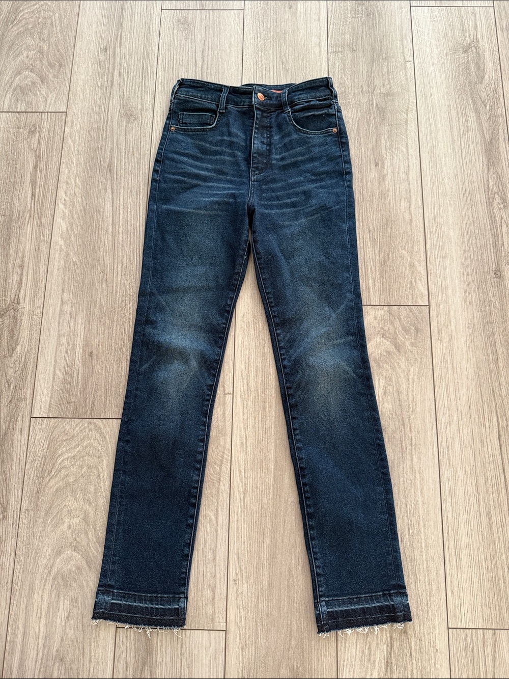 Anthropologie Women’s Pilcro high-rise Cigarette Jeans Fray Hem 25